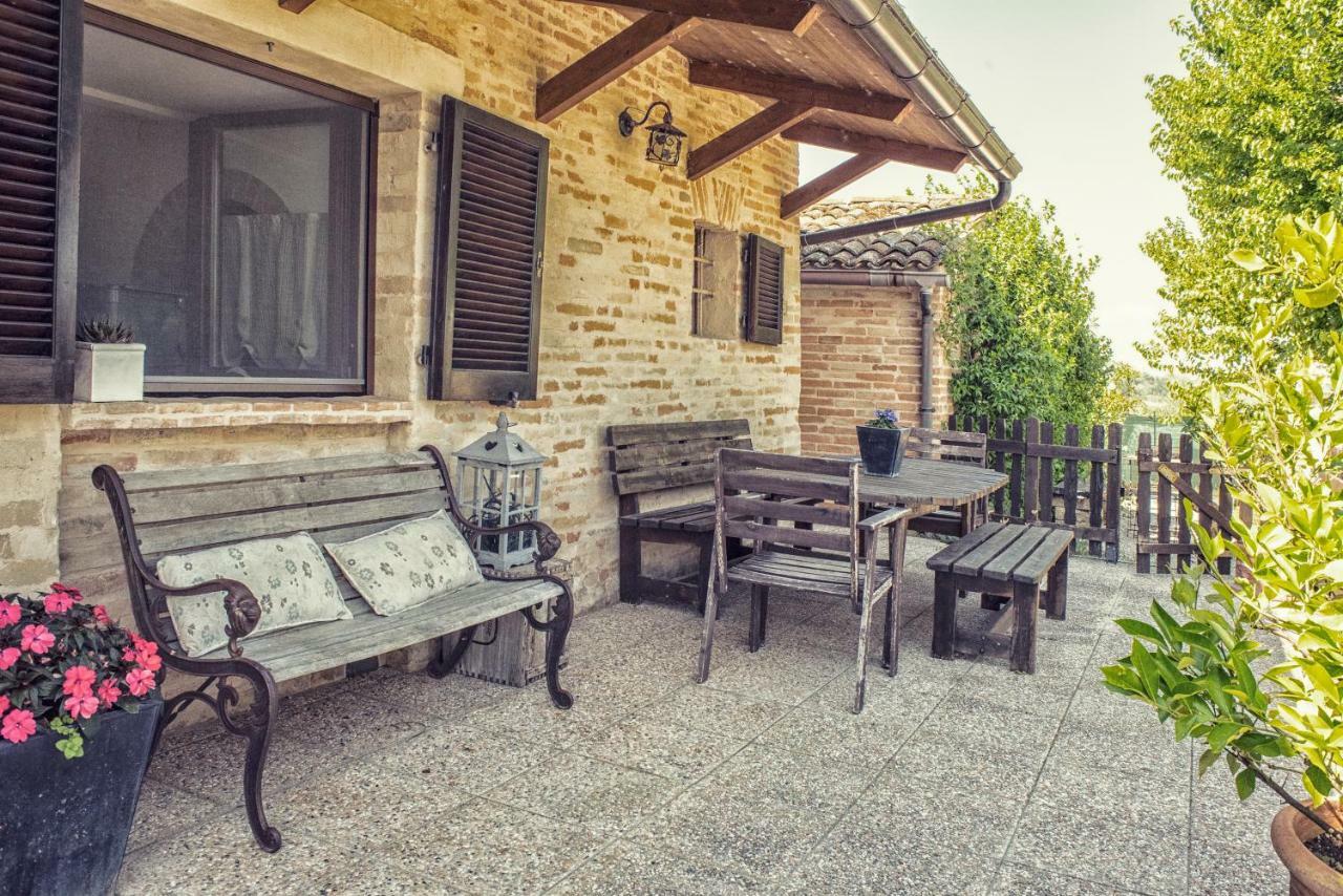 La Vigna Countrybnb Montottone Eksteriør bilde